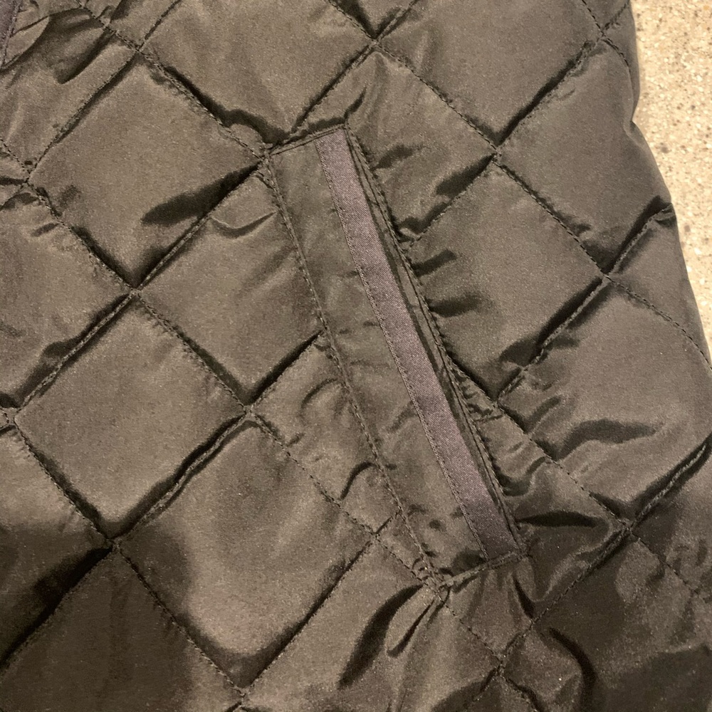 Black & Gold Old Navy Vest - Picture 3 of 5